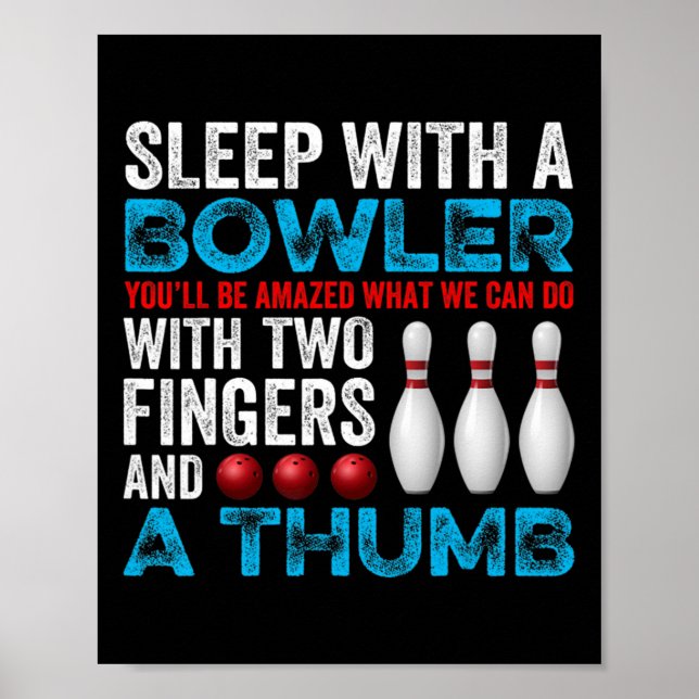 Funny Bowling schläft mit einer Bowler Puppe Vinta Poster (Vorne)