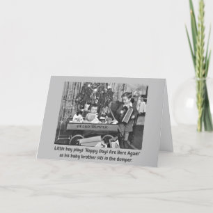 Funny Boy spielt Accordian als Bruder in Dumper Feiertagskarte