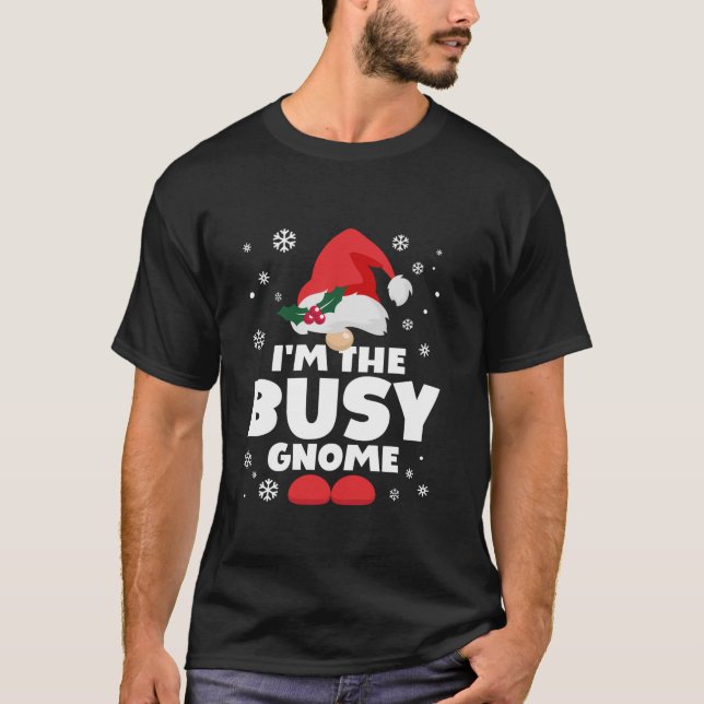 Funny Busy Gnome Family Matching Group Happy Chris T-Shirt (Vorderseite)