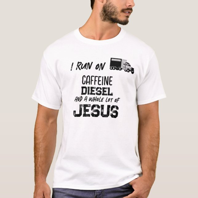FUNNY Caffein Diesel und Jesus Grunge Trucker T-Shirt (Vorderseite)