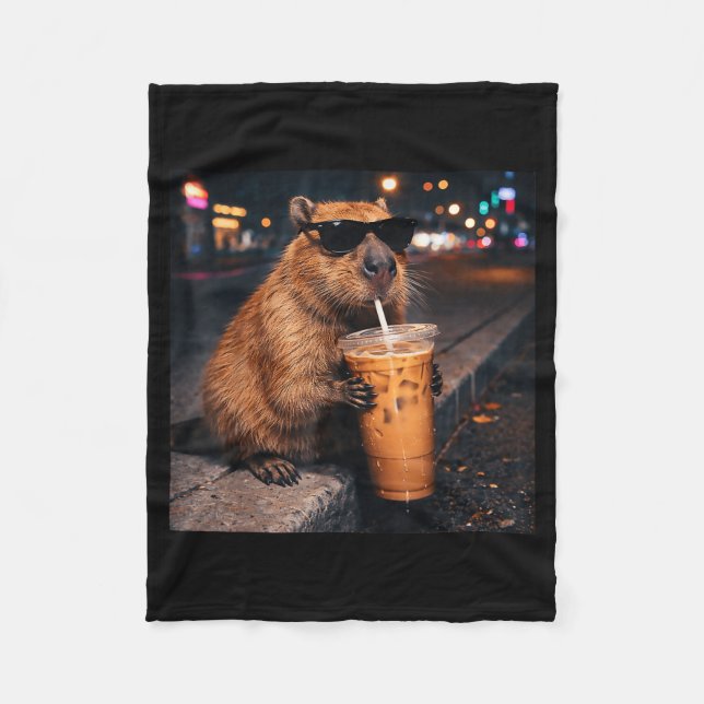 Funny capybara drinking iced coffee lover animal fleecedecke (Vorderseite)