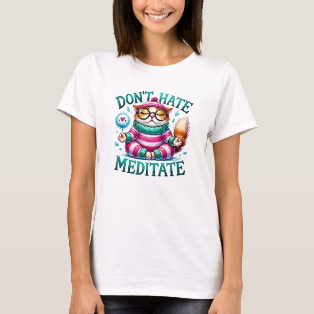Funny Cat Doing Yoga Pose T-Shirt (Vorderseite)