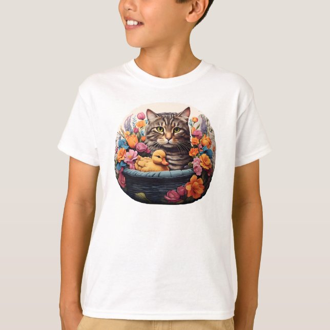 Funny Cat & Duck in einem Korb mit Blume T-Shirt (Vorderseite)