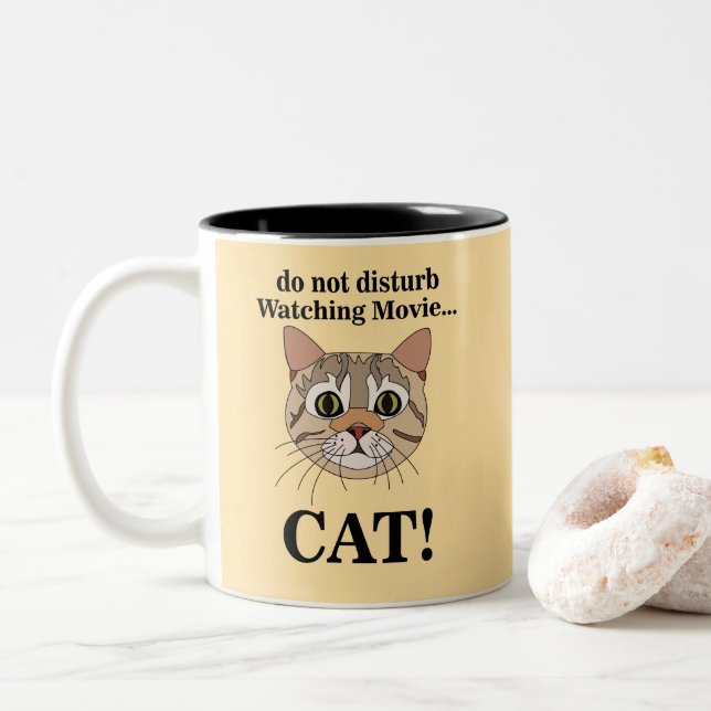 Funny Cat Face  Zweifarbige Tasse (Mit Donut)