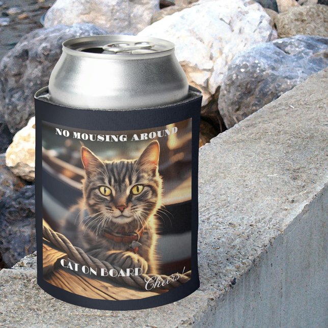 Funny Cat Sailor Nautical Dosenkühler (Nautical can cooler featuring a funny cat on a boat)