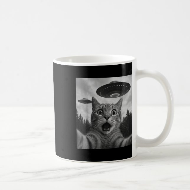 Funny Cat Selfie mit Ufos Kaffeetasse (Rechts)