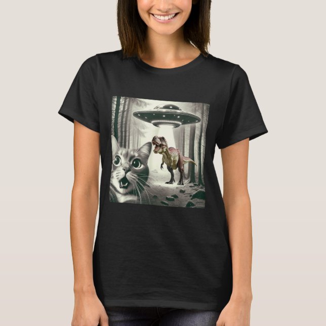 Funny Cat Selfie With Alien Ufo And T-rex Dinosaur T-Shirt (Vorderseite)