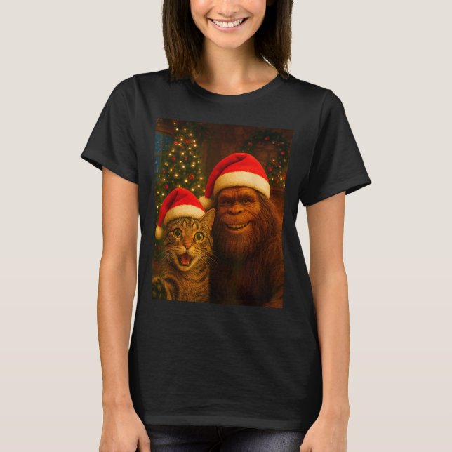Funny Cat Selfie With Bigfoot Christmas Sasquatch  T-Shirt (Vorderseite)