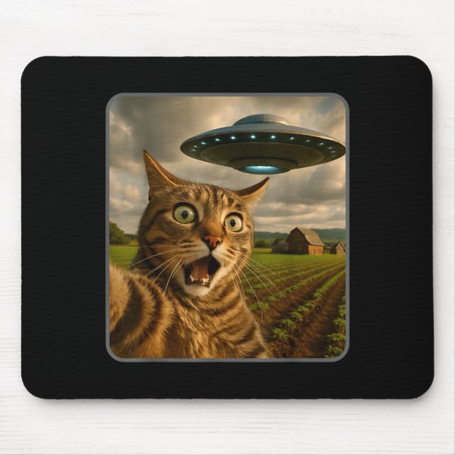 Funny Cat Selfie With Ufo Alien Meme  Mousepad (Vorne)