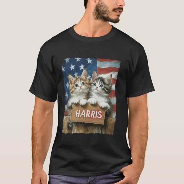 Funny Childless Cat Ladys For Harris 2024 T Shirt (Vorderseite)