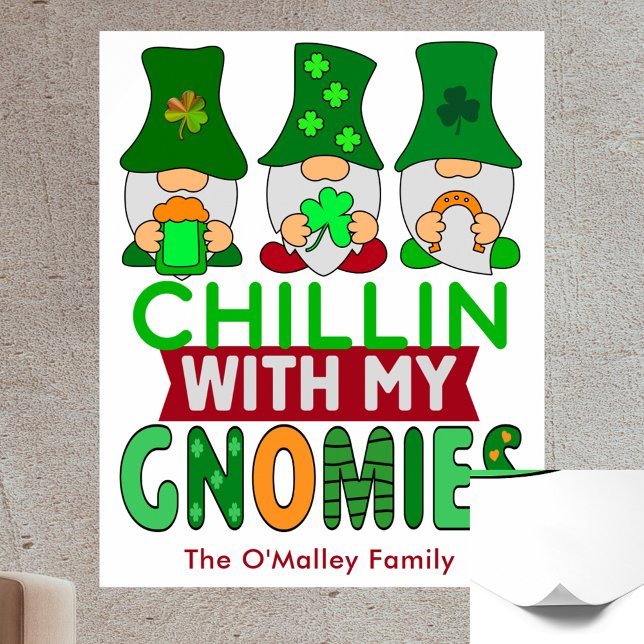 Funny Chillin mit My Gnomies St Patricks Day Poster (Funny Chillin with My Gnomies St Patricks Day Poster)