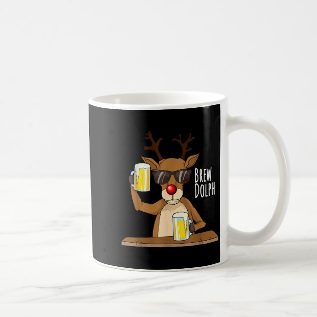 Funny Christmas Alcohol Shirt. Brew Dolph Beer Dri Kaffeetasse (Rechts)