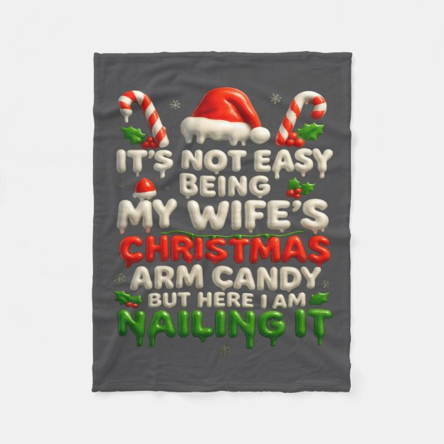Funny Christmas Arm Candy Husband Holiday Couple H Fleecedecke (Vorderseite)