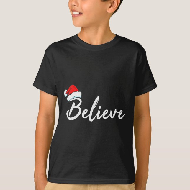 Funny Christmas Believe Santa Pajama Outfit Men &a T-Shirt (Vorderseite)