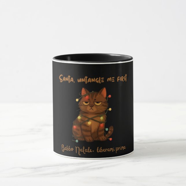 Funny Christmas Cat Mug – Santa Untangle Me First Tasse (Zentrum)