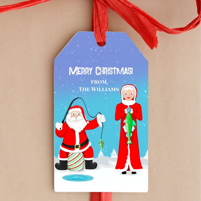 Funny Christmas Frau Claus beats Santa beim Angeln Geschenkanhänger (A fishmas gift tag that will leave your family, friends and co workers laughing. )