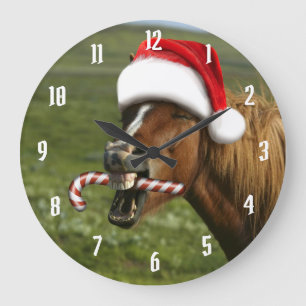 Funny Christmas horse with Santa Smiling Große Wanduhr