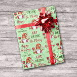 Funny Christmas Party Gnome Geschenkpapier<br><div class="desc">Auf diesem festlichen Holiday Packpapier ist ein niedlicher Gnome-Elf gekleidet in einer roten und goldenen Rentiermuster Weihnachtsmannmütze. In der einen Hand hält er ein Weinglas des Weihnachtsmanns und in der anderen ein rot-weiß gestreiftes Bonbon. Im rot-grünen Text steht "EAT DRINK BE MERRY". Ihr eigener Text ist auf einer Seite grün...</div>