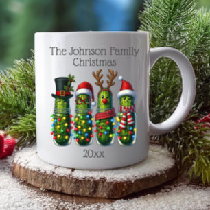 Funny Christmas Pickles Familienname Kaffeetasse