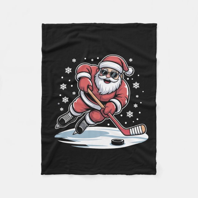 Funny Christmas Santa Playing Ice Hockey Xmas  Fleecedecke (Vorderseite)