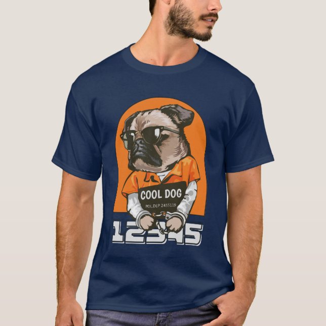 Funny Cool Dog Mugshot T - Shirt - Mops mit Attitu (Vorderseite)
