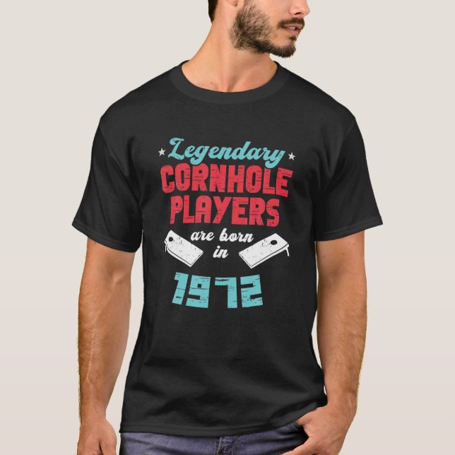 Funny Cornhole 50th Birthday Cornhole Player Gebor T-Shirt (Vorderseite)