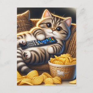 Funny Couch Potato Cat Remote und Chips Postkarte