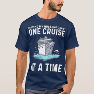 Funny Cruise Geschenk für Frauen Großartiger Karne T-Shirt