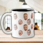 Funny Custom Baby Face Foto Face 3 Fotos Zweifarbige Tasse<br><div class="desc">Funny Custom Baby Face Foto Face 3 Fotos, Ersetzen Sie das Gesicht mit Ihrem Lieblings-Foto (stellen Sie sicher, so viel ins Gesicht wie möglich zu schneiden und verwenden Sie eine App, um den Hintergrund zu entfernen) und personalisieren Sie diesen lustigen Schlamm mit Ihrem Kind, Ehemann, Haustier oder Freund darauf! Auch...</div>