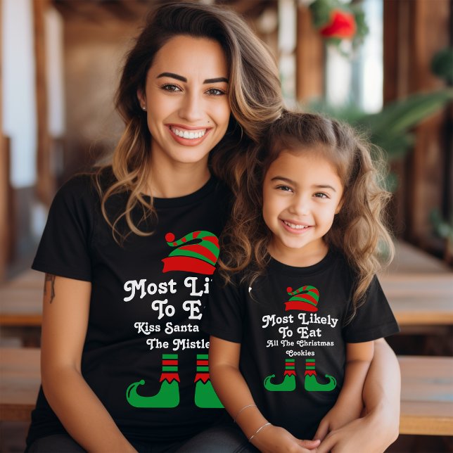 Funny Custom Family Weihnachten am ehesten Elf wah T-Shirt (Von Creator hochgeladen)