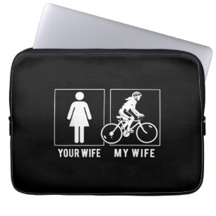 FUNNY CYCLING - IHRE EHEFRAU - MEINE EHEFRAU CYCLI LAPTOPSCHUTZHÜLLE