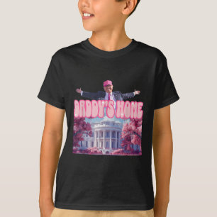 Funny Daddys Zuhause Trump Pink 2024 Nehmen Sie Am T-Shirt