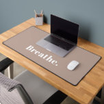 Funny Desk Mat Büro Humor Atmen Sie einfach ein Schreibtischunterlage<br><div class="desc">Mit dieser lustigen Schreibtischmatte können Sie Ihren Arbeitsbereich mit etwas Spaß und Persönlichkeit bereichern! Diese Schreibtischmatte enthält ein unglaublich witzig motivierend Zitat, das Sie jedes Mal lächeln lässt, wenn Sie es ansehen. Egal, ob Sie von der Zuhause oder in einem Büro arbeiten, diese Schreibtischmatte wird Ihnen den Tag aufheitern und...</div>