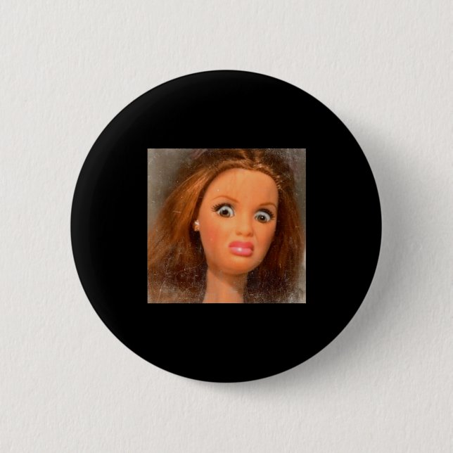 Funny Disgusting Doll Face Meme  Button (Vorderseite)