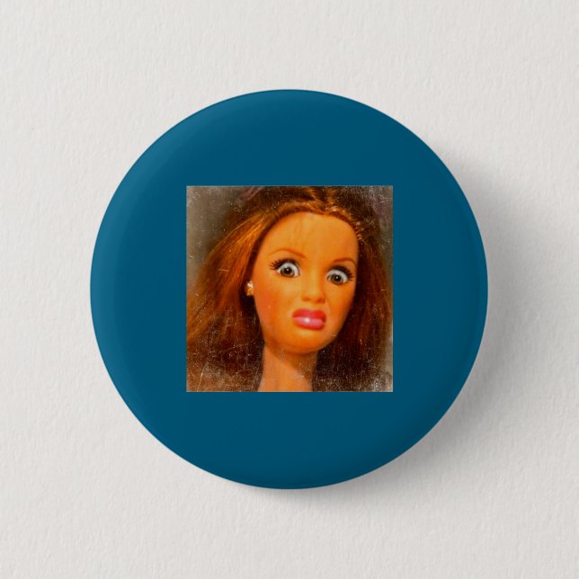 Funny Disgusting Doll Face Meme  Button (Vorderseite)