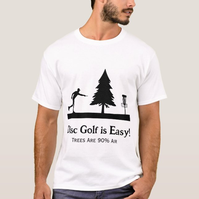Funny Disk Golf Putting mit Baumhemmnis T-Shirt (Vorderseite)