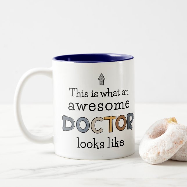 Funny Doctor Gifts | Phantastischer Arzt Zweifarbige Tasse (Mit Donut)