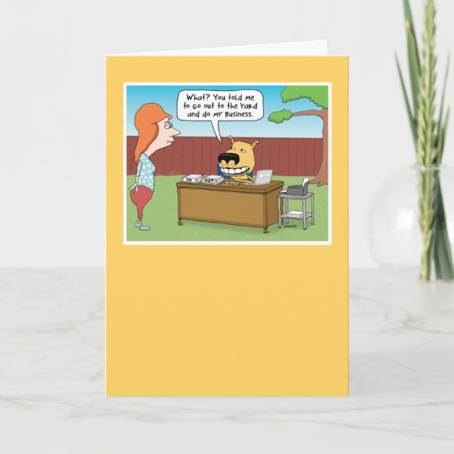 Funny Dog Business in Yard Birthday Card Karte (Vorderseite)