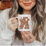 Funny Dog Lover Tasse<br><div class="desc">Das ist eine lustige Tasse mit einem trendigen Retro-Design. Editieren Sie alle Farben,  damit diese lustige Hundeliebhaber-Tasse zu Ihrem persönlichen Stil passt!</div>