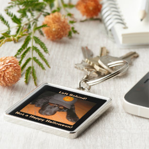 Funny Dog Verlassen hinter diesem Halloween Schlüsselanhänger