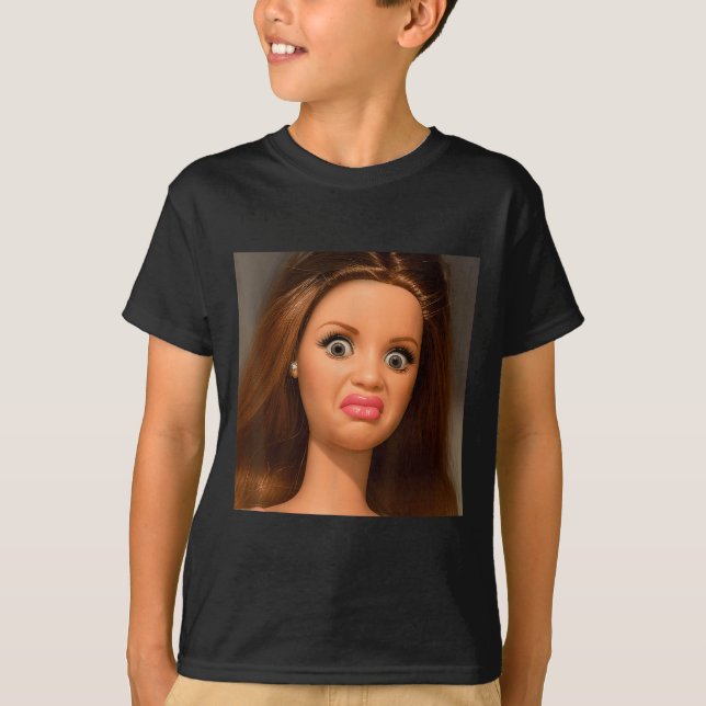 Funny Doll Face Meme Disgusting  T-Shirt (Vorderseite)
