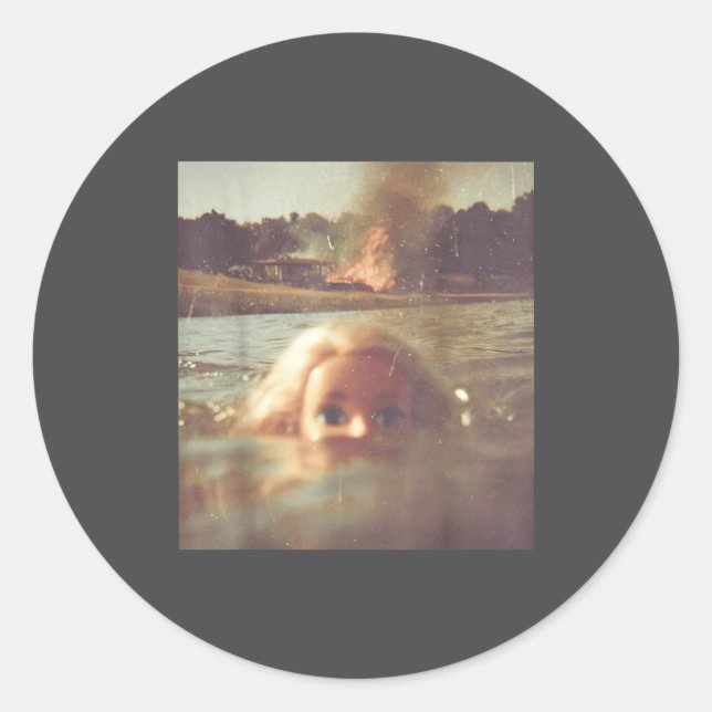 Funny Doll Face Swimming Meme  Runder Aufkleber (Vorderseite)
