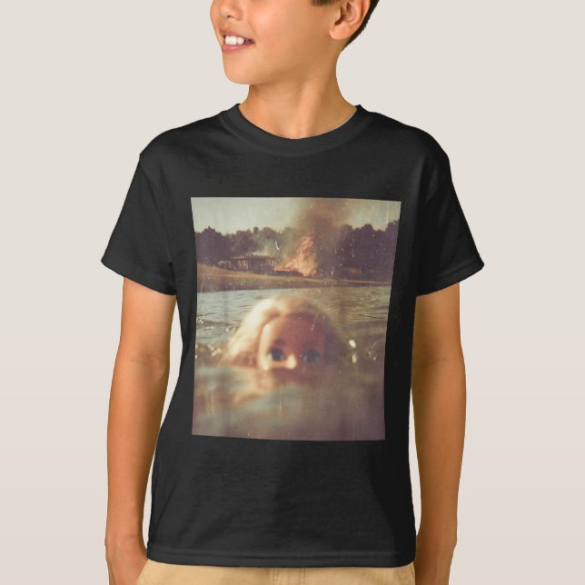 Funny Doll Face Swimming Meme  T-Shirt (Vorderseite)