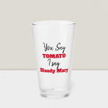 Funny | Du sagst Tomato ich sage Bloody Mary Glas<br><div class="desc">Beginnen Sie den Brunch mit dem Funny | Sie sagen Tomato Ich sage Bloody Mary tumbler/glass</div>