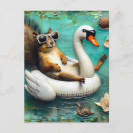 Funny Eichhörnchen auf einem Schwan Postkarte