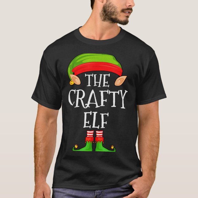 Funny Elf Family Christmas Crafty Elf Sweater Matc T-Shirt (Vorderseite)