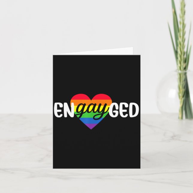 Funny Engayged Gay Couple Engagement Party Rainbow Karte (Vorderseite)