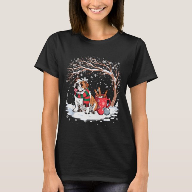 Funny English Bulldog In The Snow Tree Christmas W T-Shirt (Vorderseite)