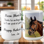 Funny Equestrian Life Custom Foto Horse Lover Kaffeetasse<br><div class="desc">Überraschung Vater diesen Vatertag mit dieser super niedlichen Pferd Papa Tasse . Pferdeshow Vater ... Danke, dass du so hart gearbeitet hast, damit ich dein ganzes Geld ausgeben kann. Personalisieren Sie sich mit dem Lieblings-Pferd-Foto des Vaters und dem Namen . COPYRIGHT © 2020 Judy Burrows, Black Dog Art - Alle...</div>