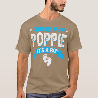 Funny Family Gender Reveal Proud New Poppie Es ist T-Shirt